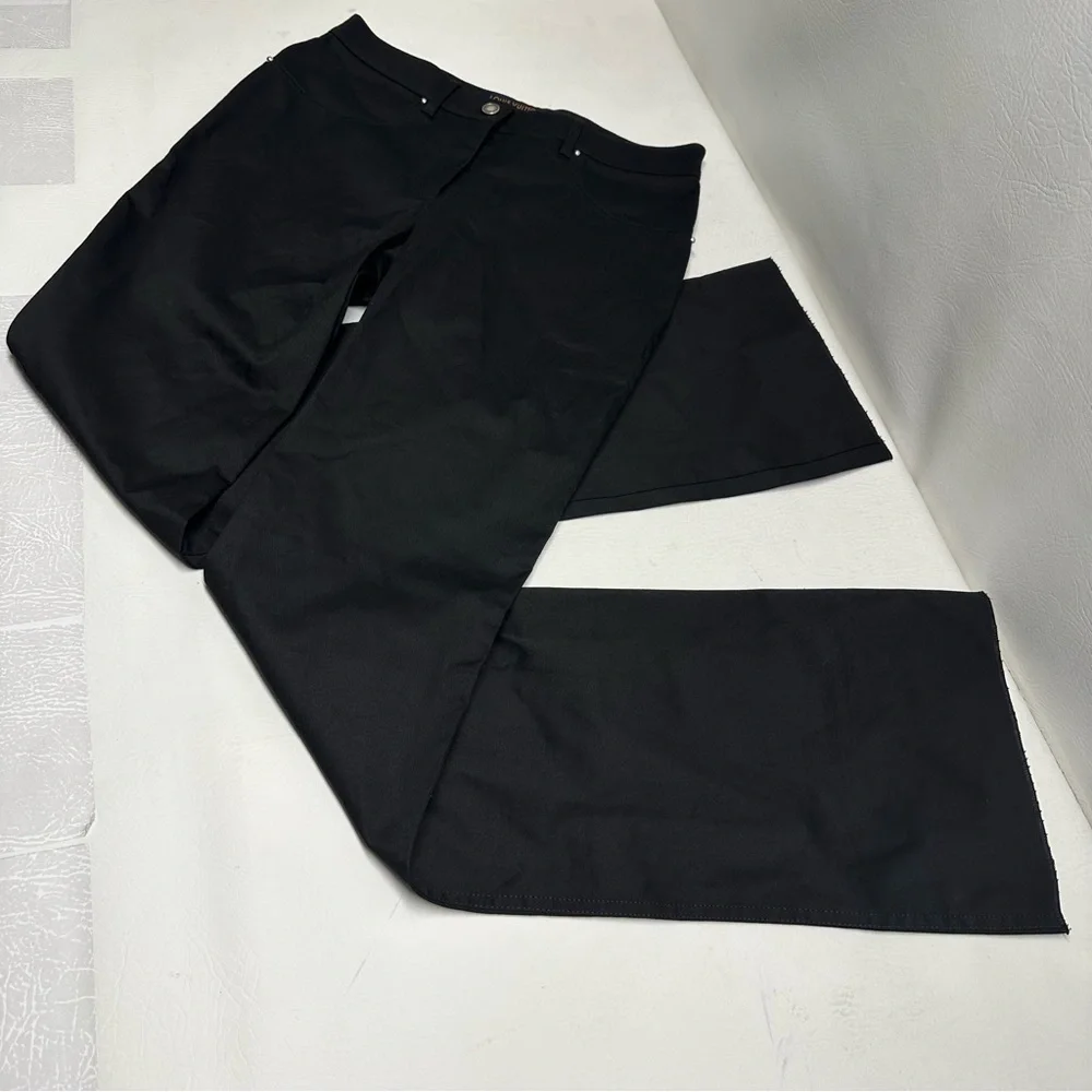 Louis Vuitton uniforms black trouser pant. Sz 38